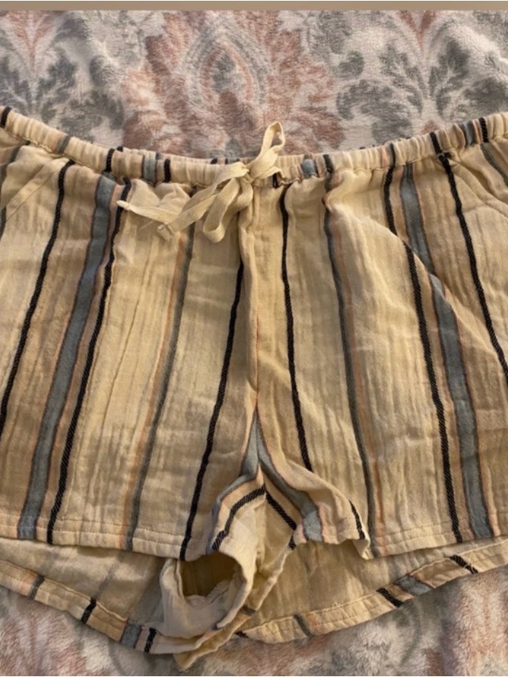 O'Neill Cream Striped Drawstring Women's Athletic Shorts